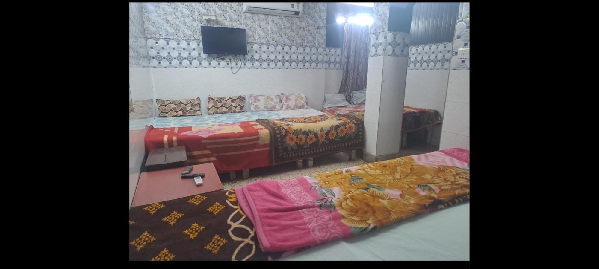 ורנאסי Kashi Annapurna Guest House מראה חיצוני תמונה