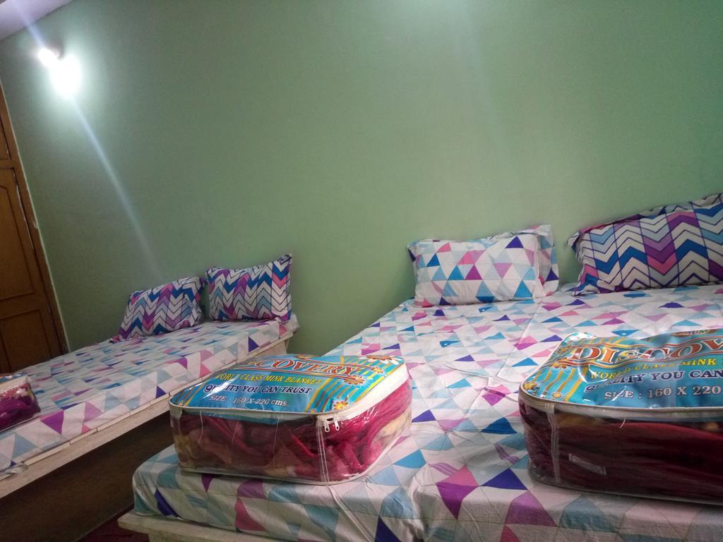 ורנאסי Kashi Annapurna Guest House מראה חיצוני תמונה