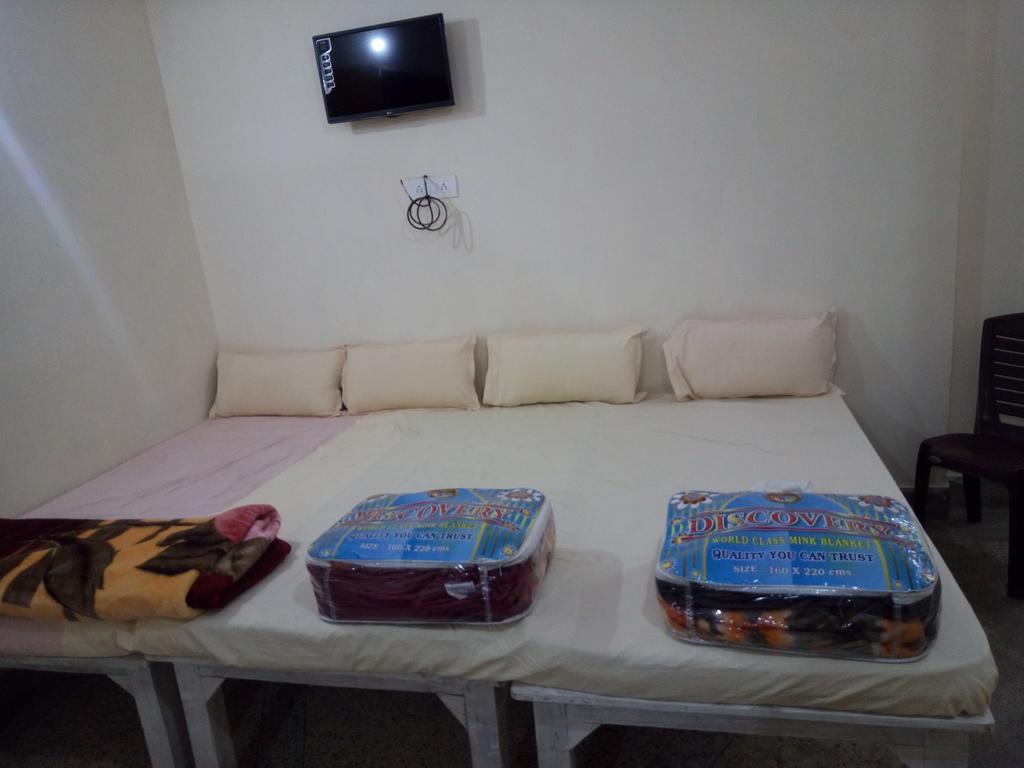 ורנאסי Kashi Annapurna Guest House מראה חיצוני תמונה
