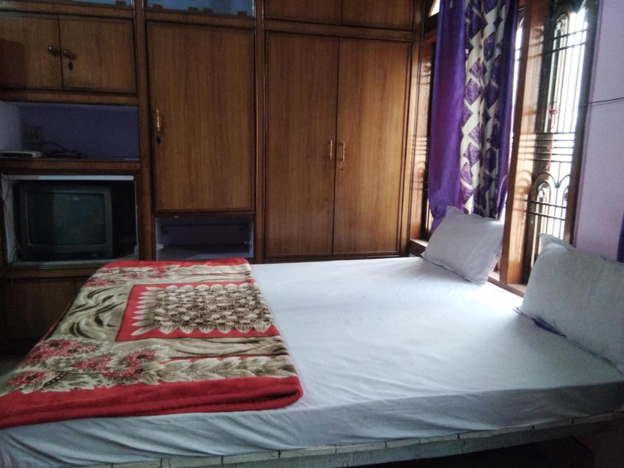 ורנאסי Kashi Annapurna Guest House מראה חיצוני תמונה