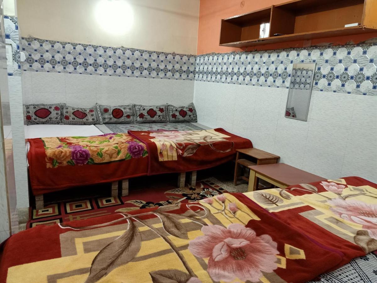 ורנאסי Kashi Annapurna Guest House מראה חיצוני תמונה